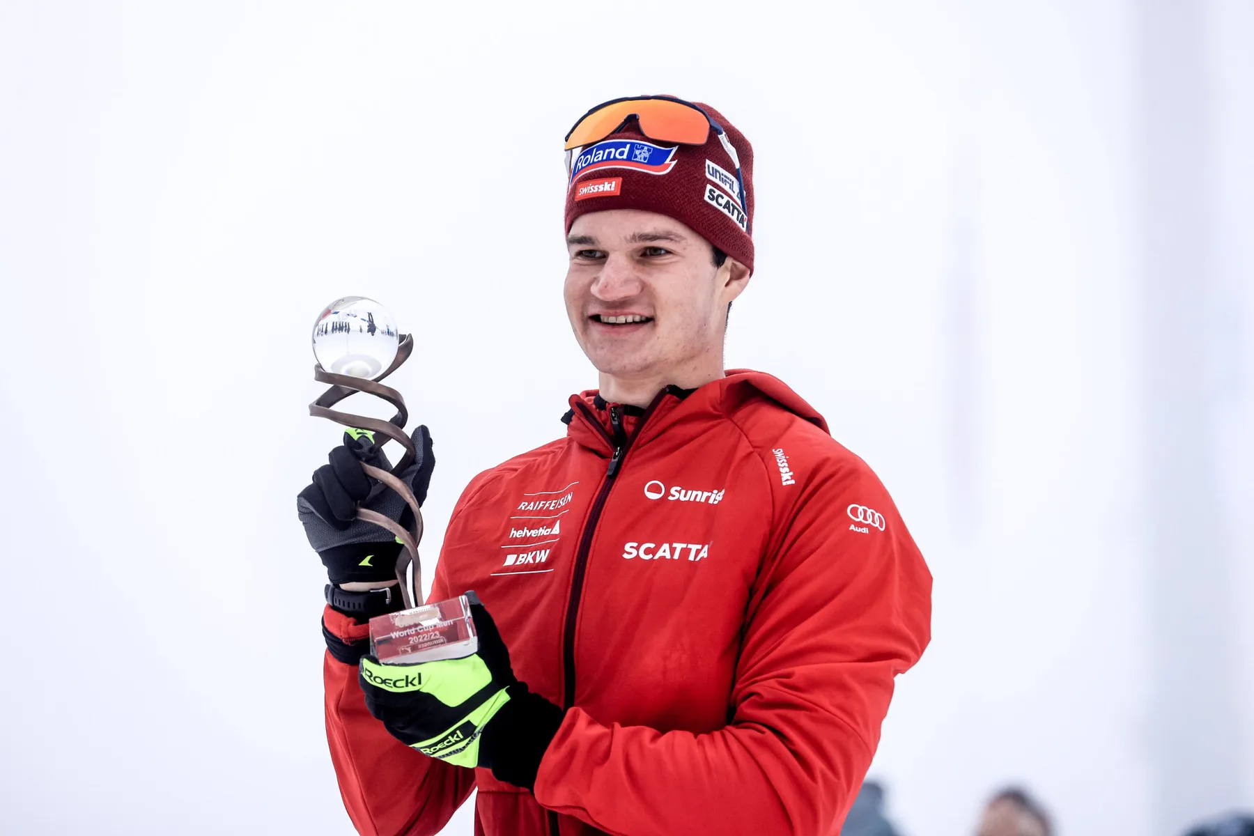 Niklas Hartweg mit dem U25 Overall Award 2022/23